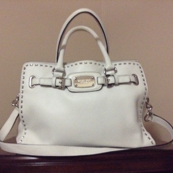 Michael Kors Handbags - Michael Kors bag✨👜